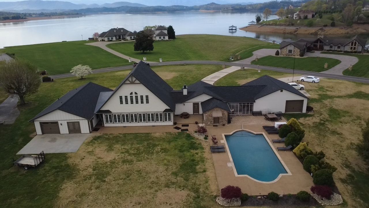 Dandridge, TN — Brian King Roofing service area